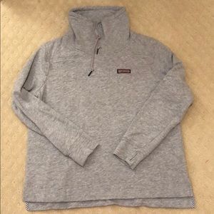 Ladies Vineyard Vines pullover size large